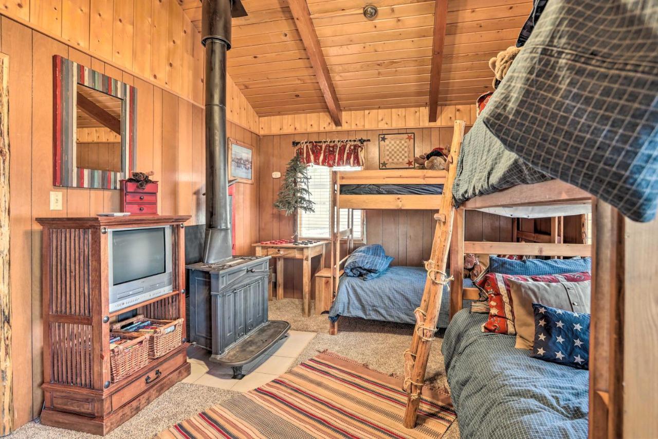 فيلا بيغ بير لاكي، سان بيرناردينو، كاليفورنيافي Chocolate Moose Cabin Short Walk To Slopes المظهر الخارجي الصورة
